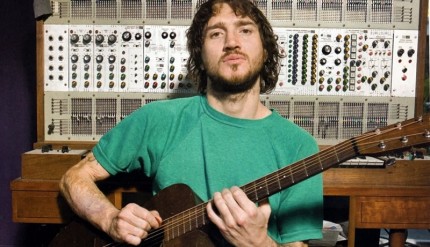 John Frusciante anuncia dos próximos lanzamientos